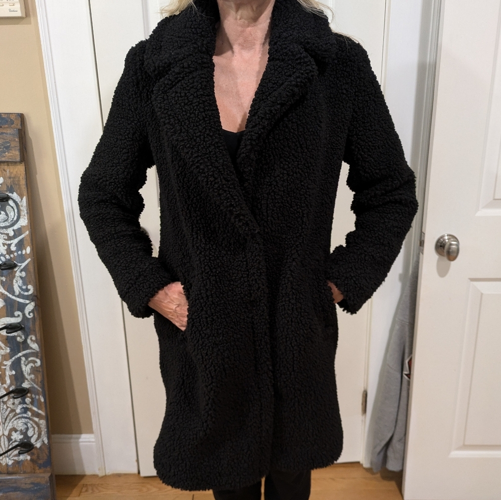 iZ Byer Teddy Bear Coat. Black. Reversible. Size Small